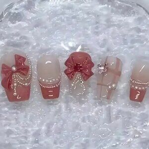 Blush royalty press on nails